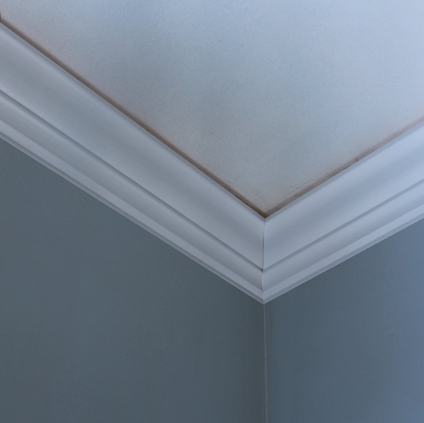 colonial led back lit crown molding