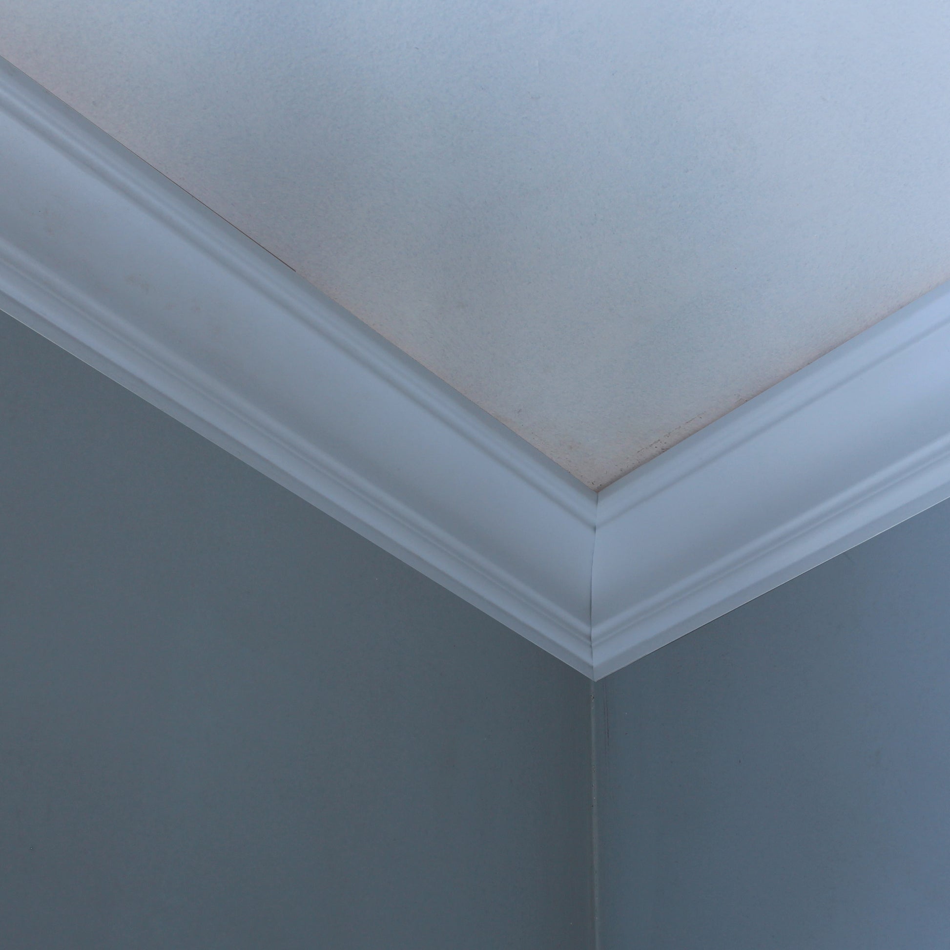 3 3/4" modern Easy Crown Molding installs with no tools  